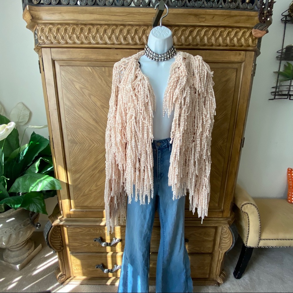 Pinkish Nude Yarn Fringe Tassel Open Knit Jacket